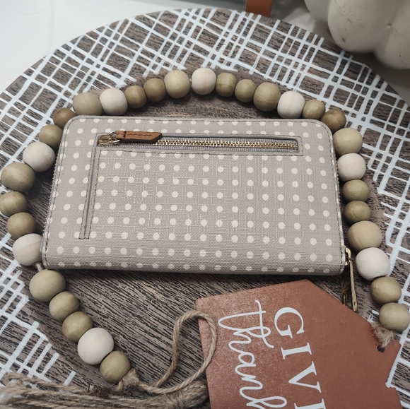 🥰GUC Fossil Brand Polka Dot Zip Around Water Repellent Wallet - Picture 4 of 7